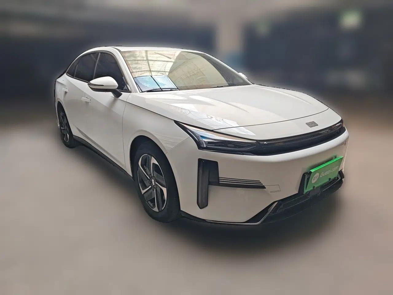 Geely Galaxy L6 2023 125km PLUS — миниатюра 3