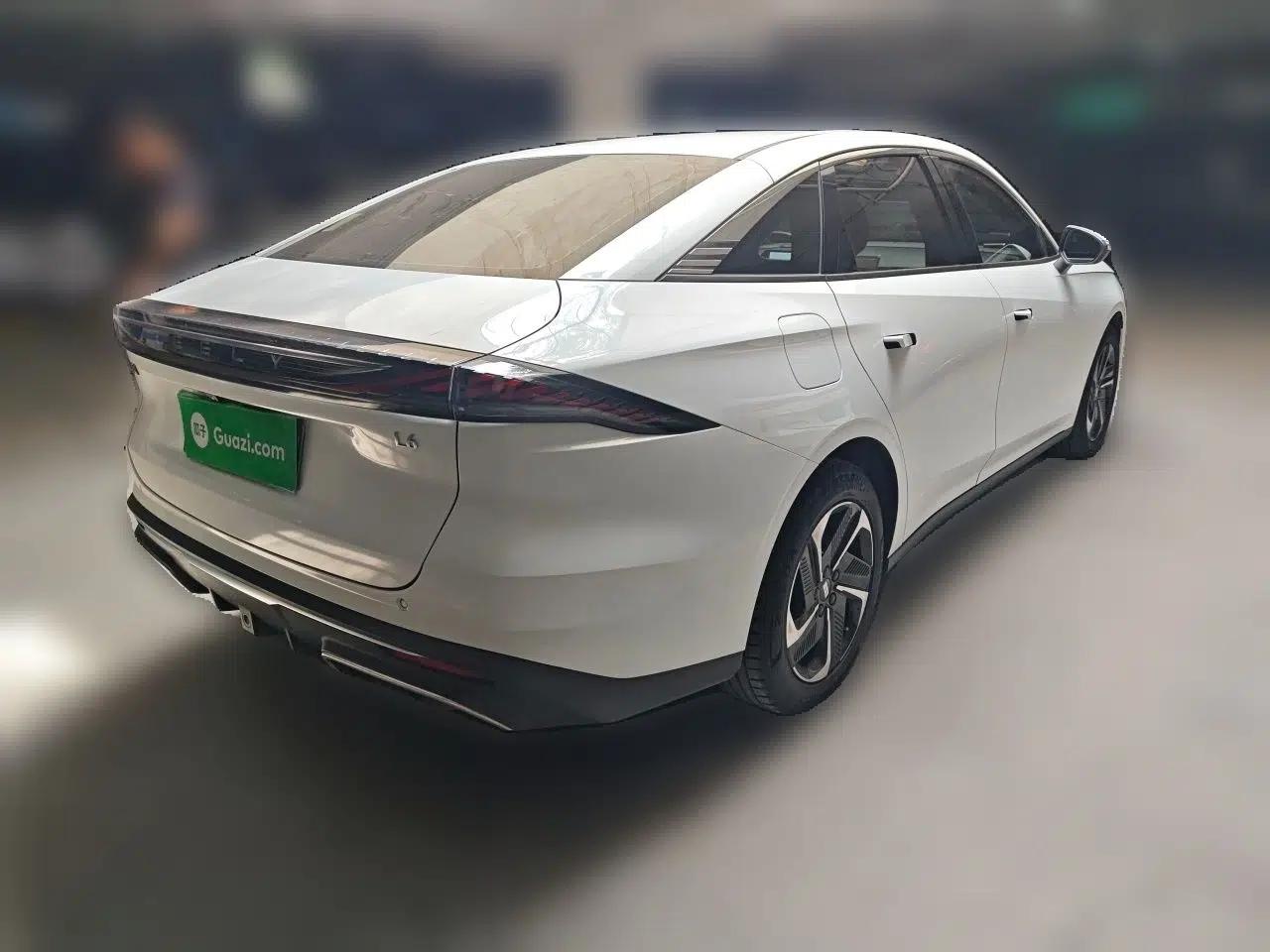Geely Galaxy L6 2023 125km PLUS — миниатюра 6