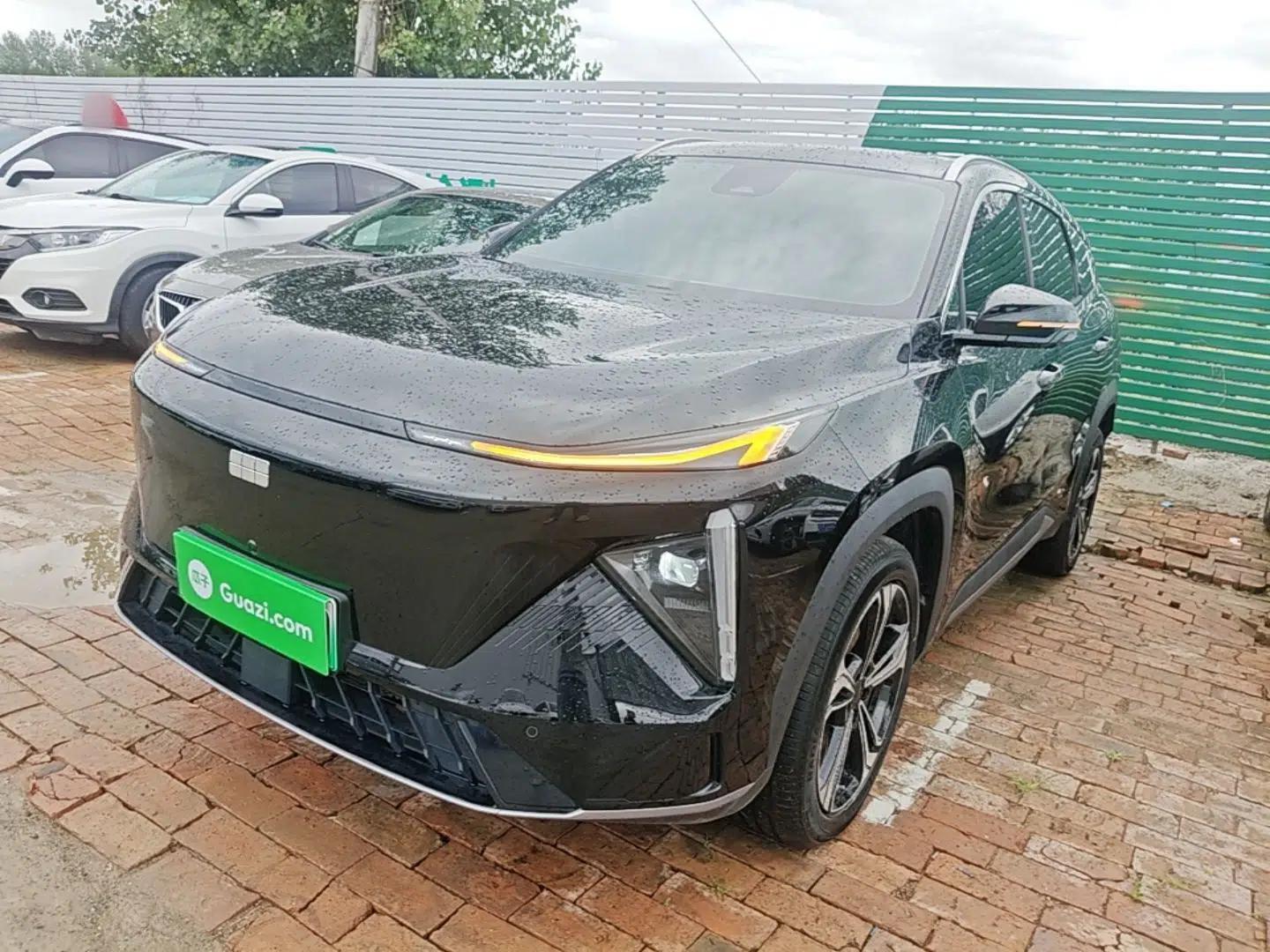 Geely Galaxy L7 2024 1.5T 115 km PLUS Dragon Edition — миниатюра 1