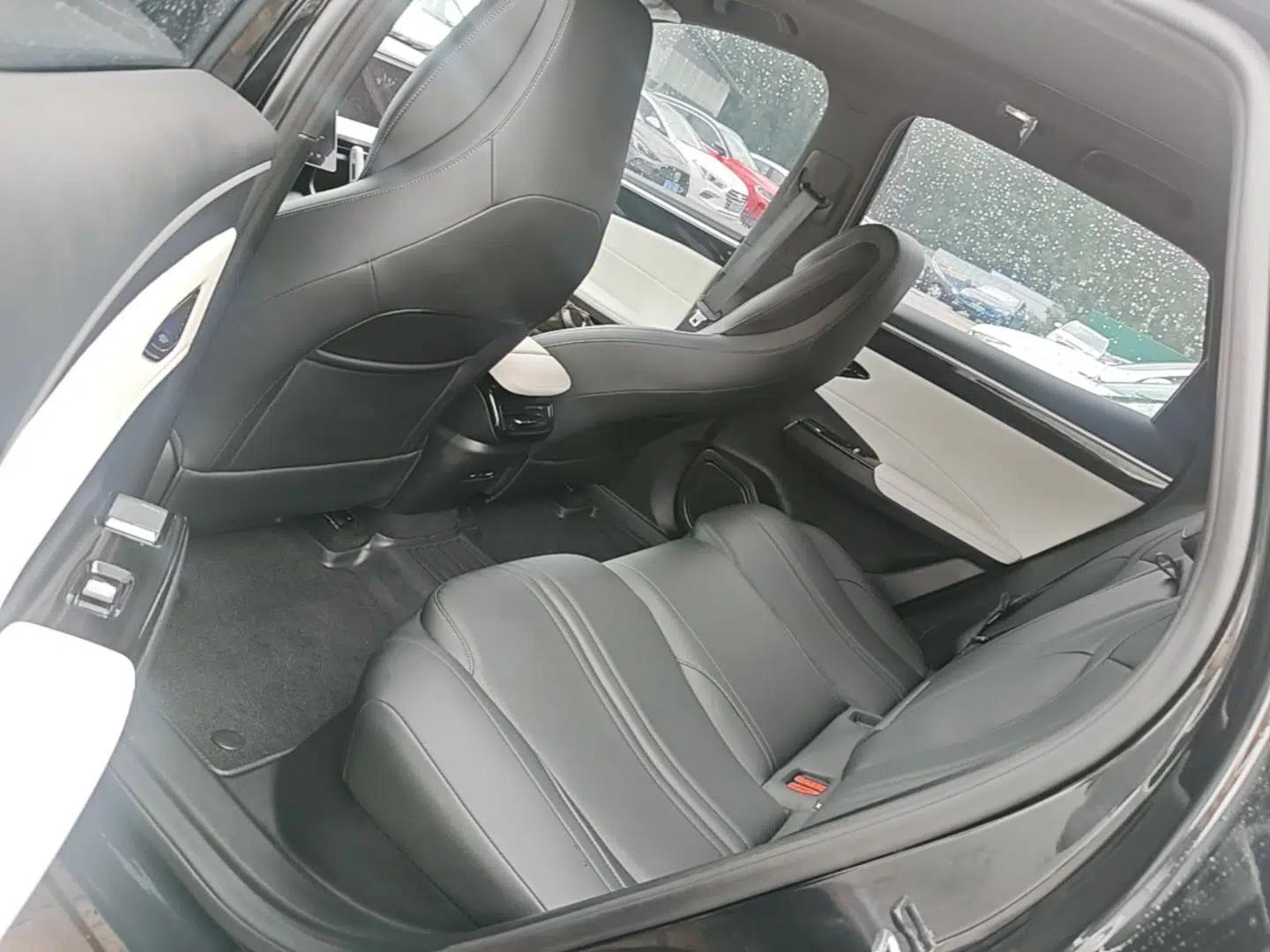 Geely Galaxy L7 2024 1.5T 115 km PLUS Dragon Edition — миниатюра 20