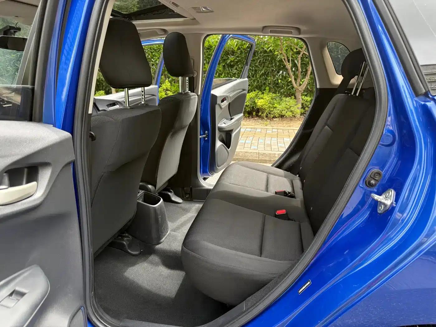 Honda Fit 2018 1.5L CVT Comfort Sunroof Edition — миниатюра 12