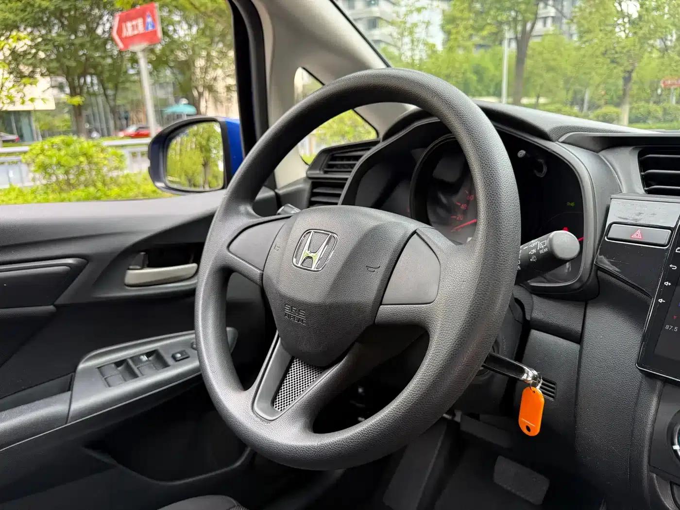 Honda Fit 2018 1.5L CVT Comfort Sunroof Edition — миниатюра 14