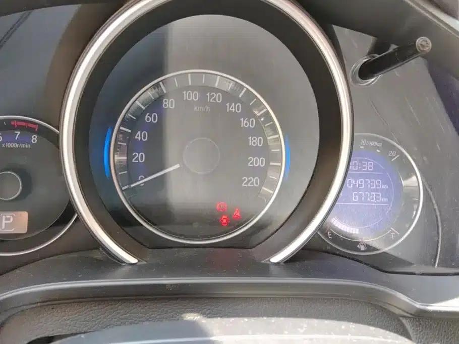 Honda Fit 2018 1.5L CVT Sport+ Edition — миниатюра 14