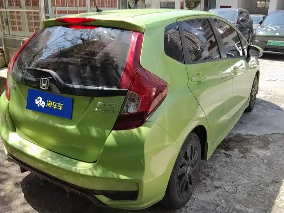 Honda Fit 2018 1.5L CVT Sport+ Edition — миниатюра 3