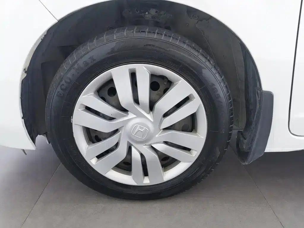 Honda Fit 2016 1.5L LX CVT Comfort — миниатюра 17