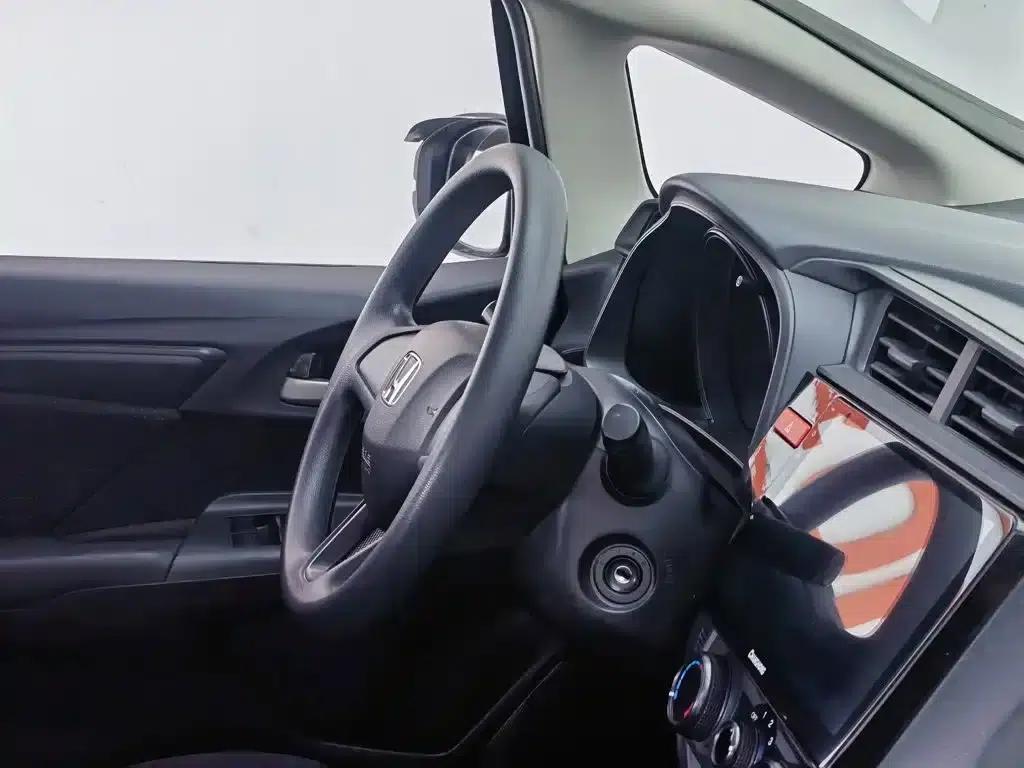 Honda Fit 2016 1.5L LX CVT Comfort — миниатюра 22