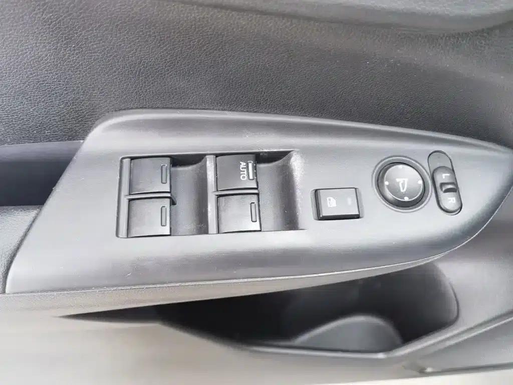 Honda Fit 2016 1.5L LX CVT Comfort — миниатюра 9