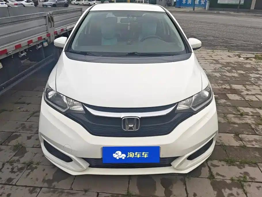 Honda Fit 2018 1.5L CVT Comfort Edition — миниатюра 2