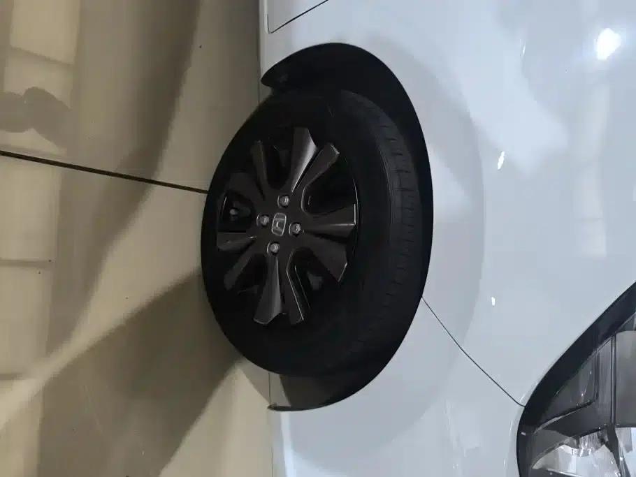 Honda Fit 2023 1.5L CVT Sport Edition — миниатюра 6