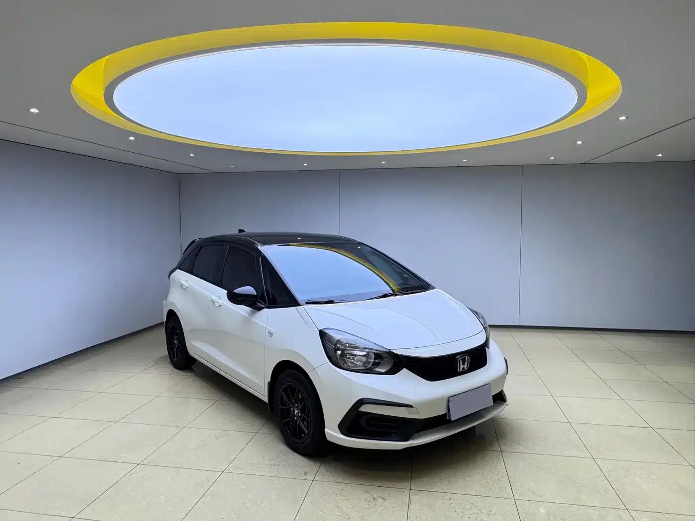Honda Fit 2021 1.5L CVT Trend Edition — миниатюра 3