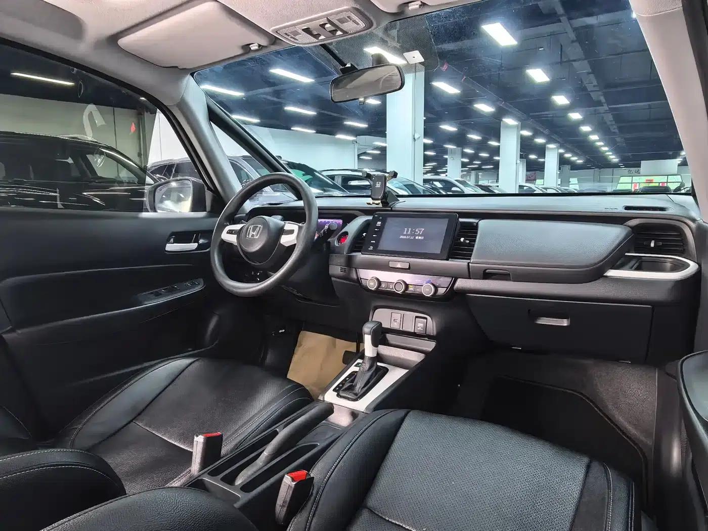 Honda Fit 2022 1.5L CVT Trendy Sunroof Edition — миниатюра 16
