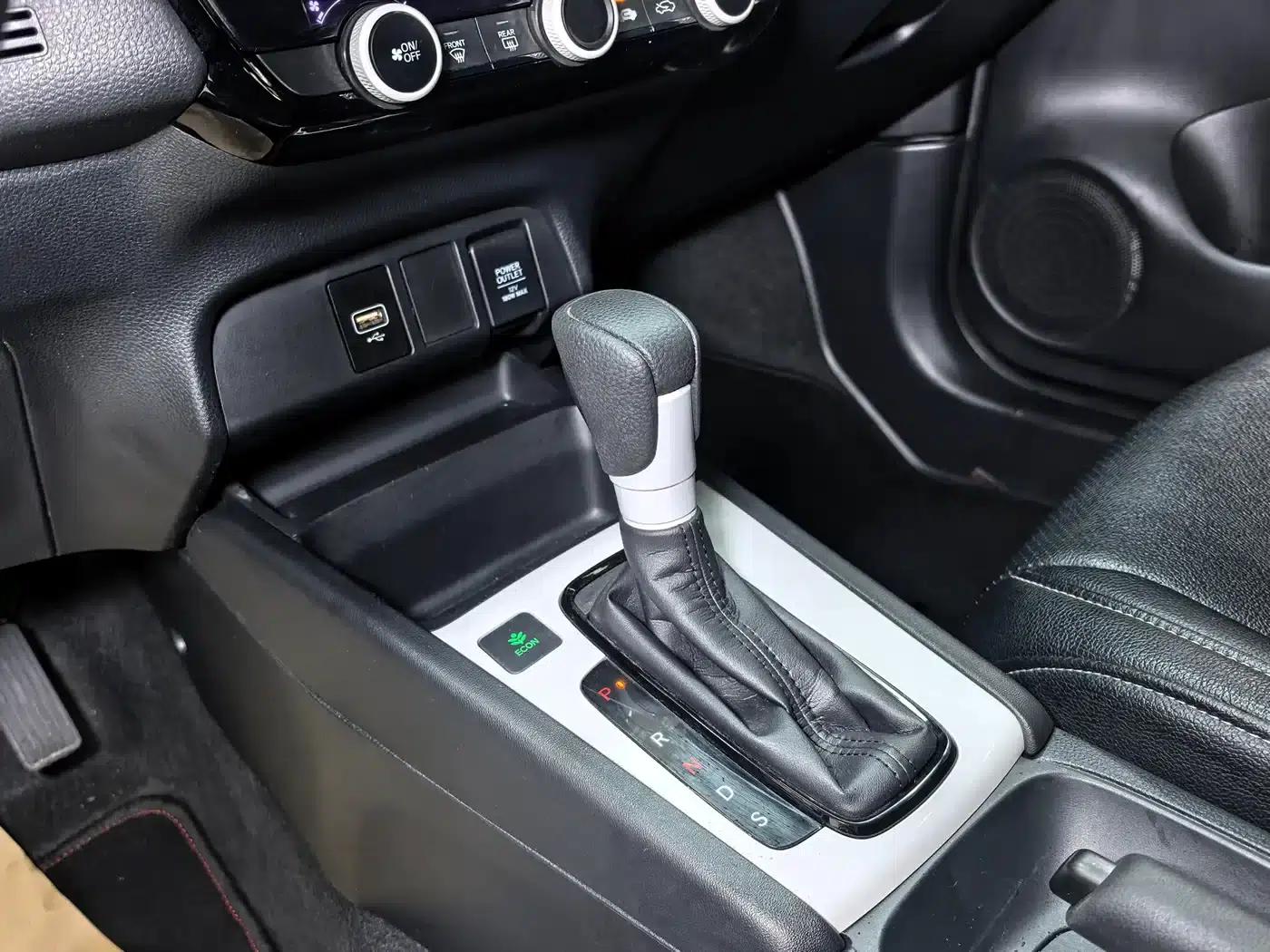 Honda Fit 2022 1.5L CVT Trendy Sunroof Edition — миниатюра 18