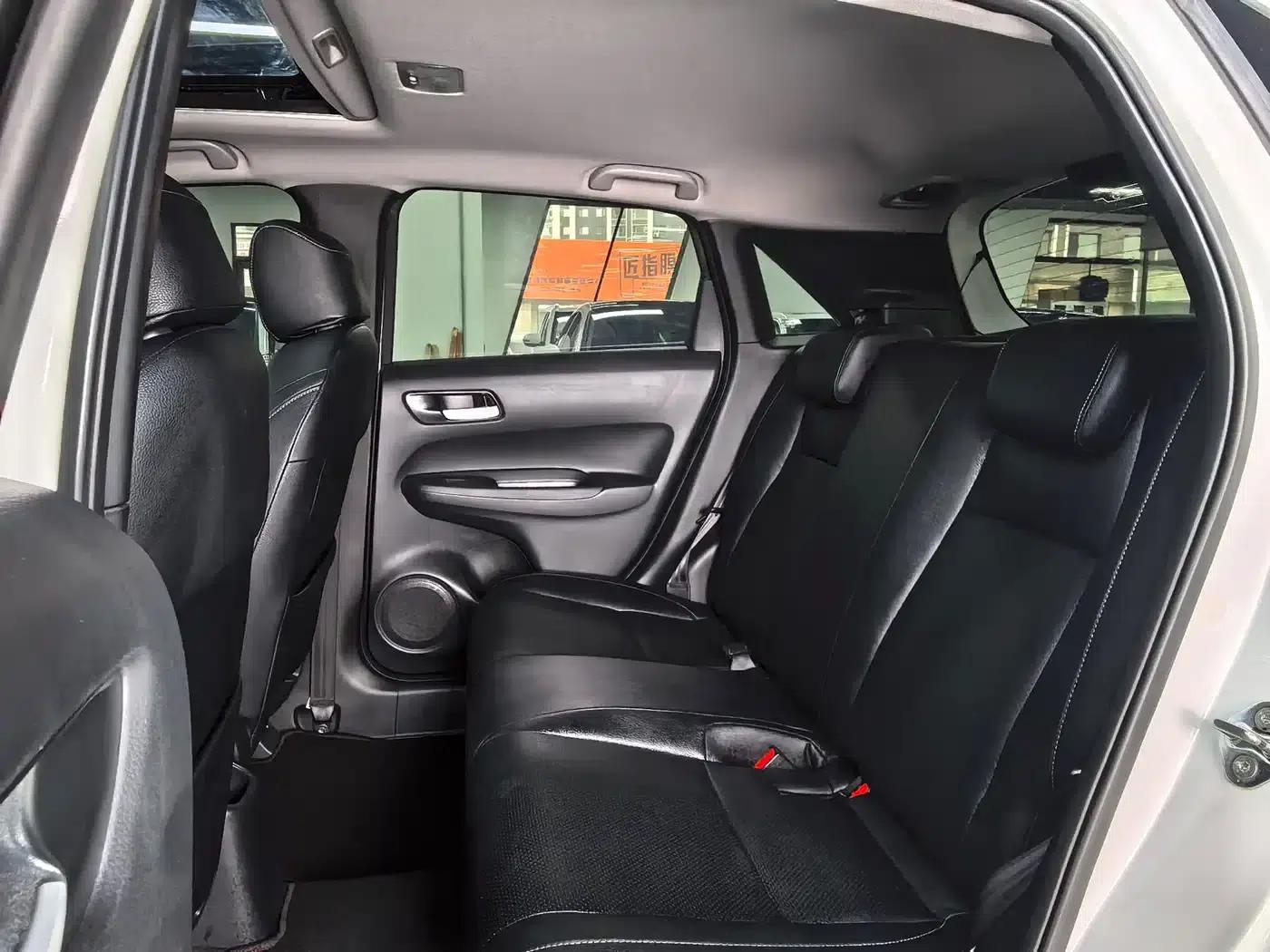 Honda Fit 2022 1.5L CVT Trendy Sunroof Edition — миниатюра 9
