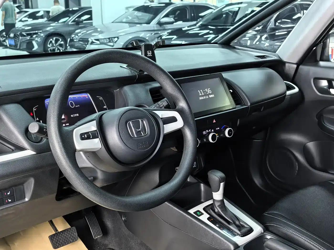 Honda Fit 2022 1.5L CVT Trendy Sunroof Edition — миниатюра 10