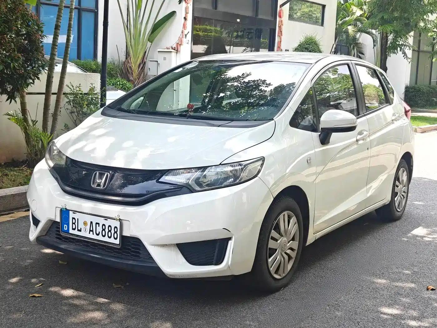 Honda Fit 2016 1.5L LX CVT Comfort — миниатюра 1