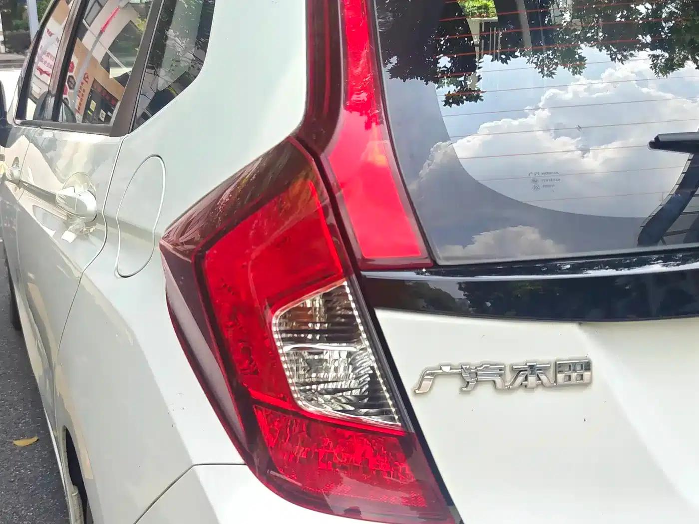 Honda Fit 2016 1.5L LX CVT Comfort — миниатюра 23