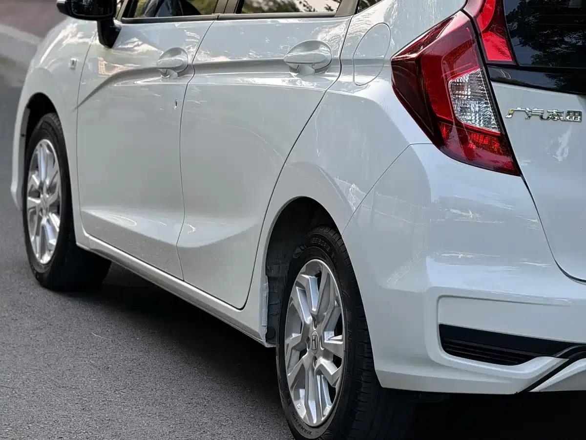 Honda Fit 2018 1.5L CVT Comfort Sunroof Edition — миниатюра 6