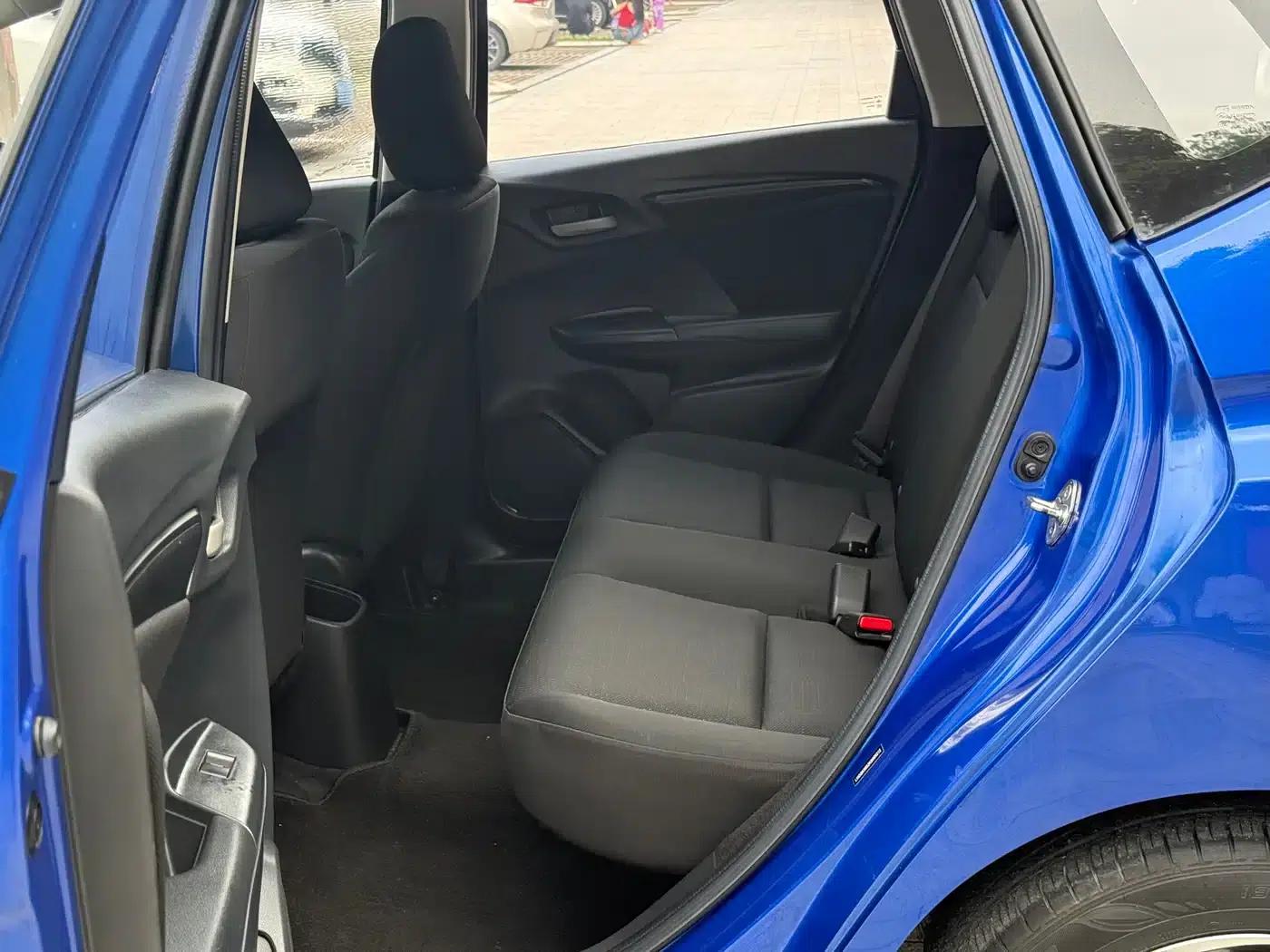 Honda Fit 2018 1.5L CVT Comfort Edition — миниатюра 18
