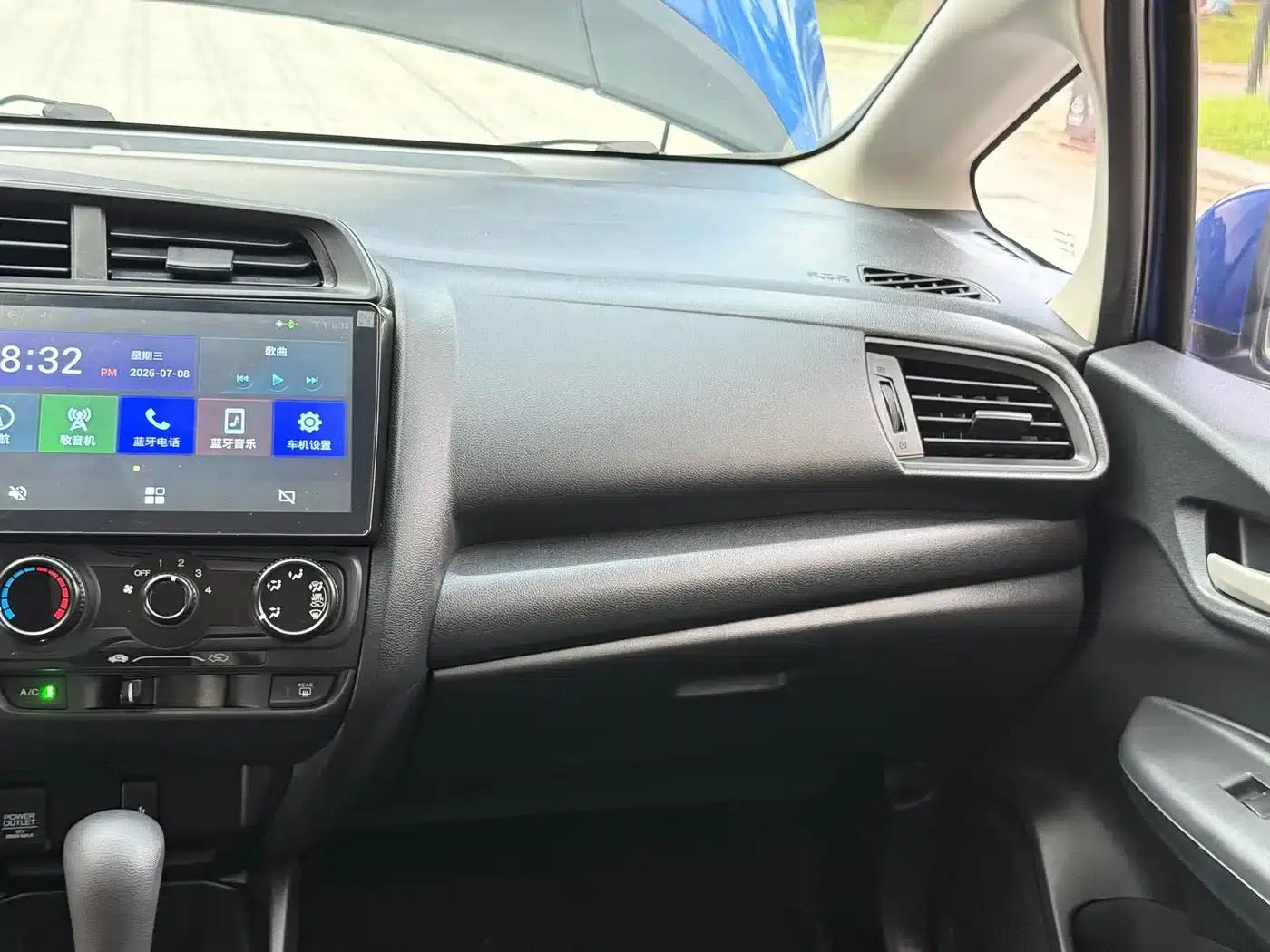 Honda Fit 2018 1.5L CVT Comfort Edition — миниатюра 20