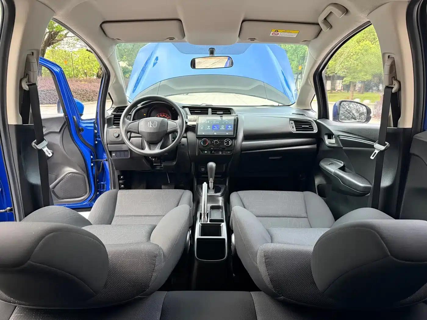 Honda Fit 2018 1.5L CVT Comfort Edition — миниатюра 22