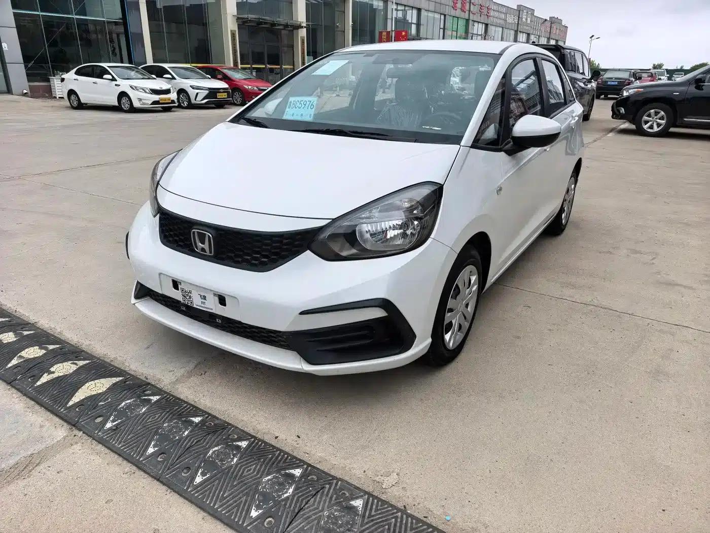 Honda Fit 2023 1.5L CVT Trend Edition — миниатюра 1
