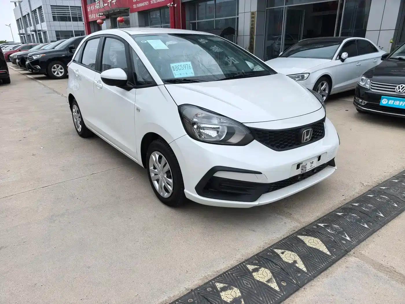 Honda Fit 2023 1.5L CVT Trend Edition — миниатюра 3