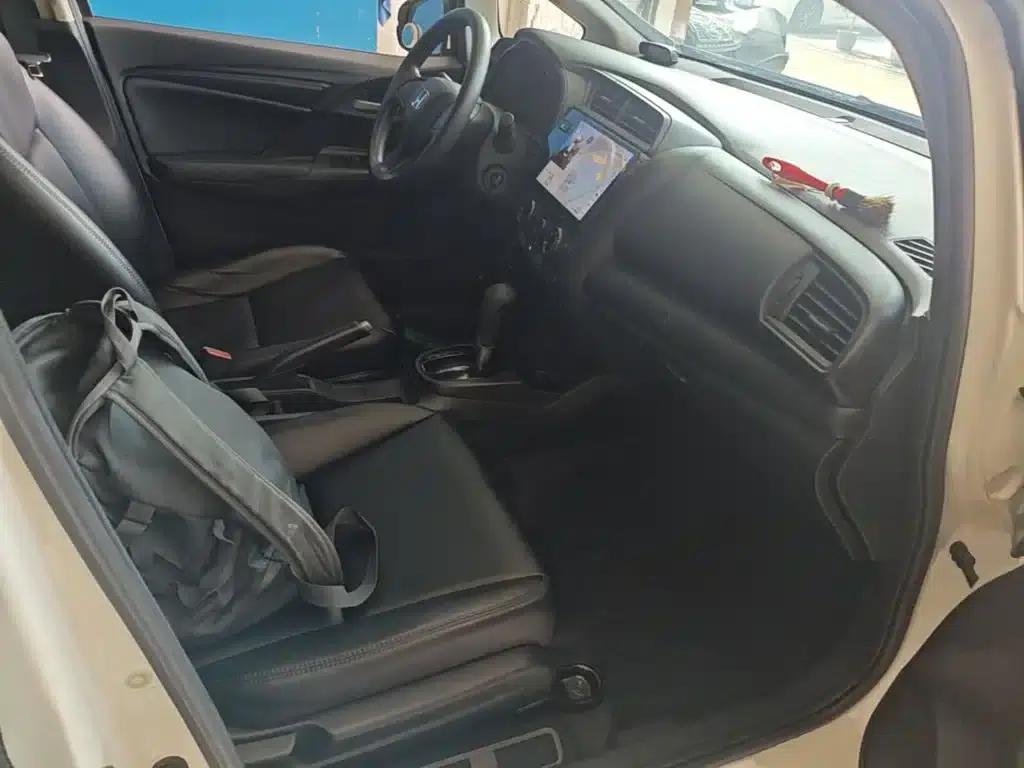 Honda Fit 2018 1.5L CVT Comfort Edition — миниатюра 25