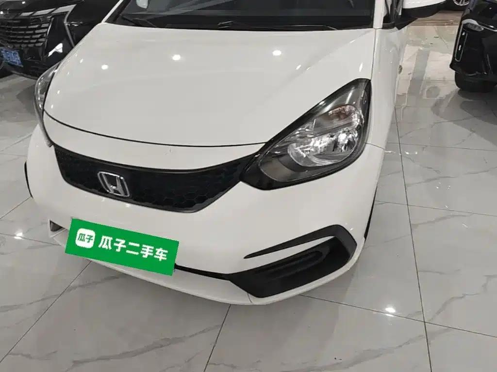Honda Fit 2022 1.5L CVT Trendy Sunroof Edition — миниатюра 24
