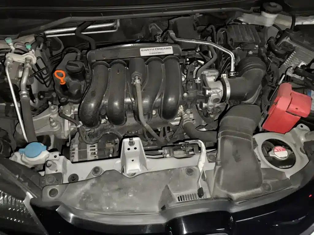 Honda Fit 2016 1.5L LX Manual Comfort Model — миниатюра 11