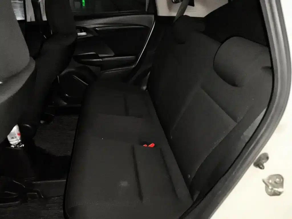 Honda Fit 2016 1.5L LX Manual Comfort Model — миниатюра 15