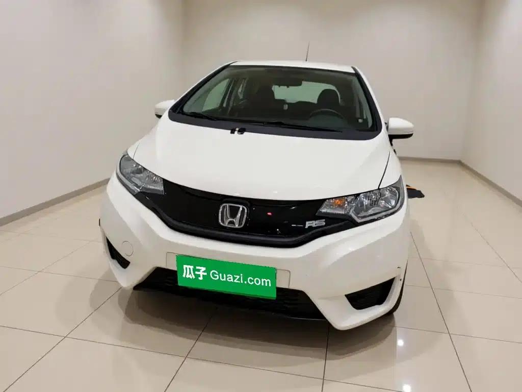 Honda Fit 2016 1.5L LX Manual Comfort Model — миниатюра 24
