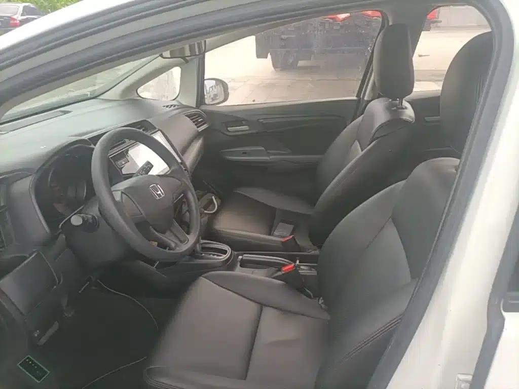 Honda Fit 2018 1.5L CVT Comfort Edition — миниатюра 15