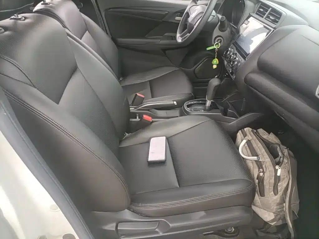 Honda Fit 2018 1.5L CVT Comfort Edition — миниатюра 25