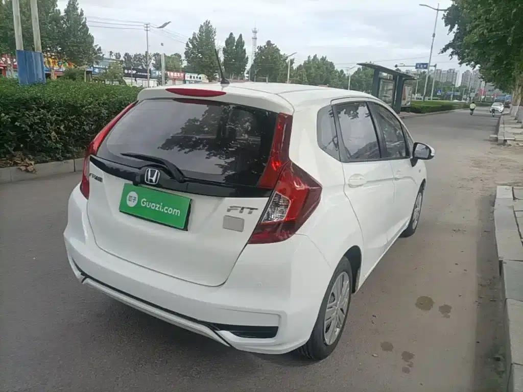 Honda Fit 2018 1.5L CVT Comfort Edition — миниатюра 7