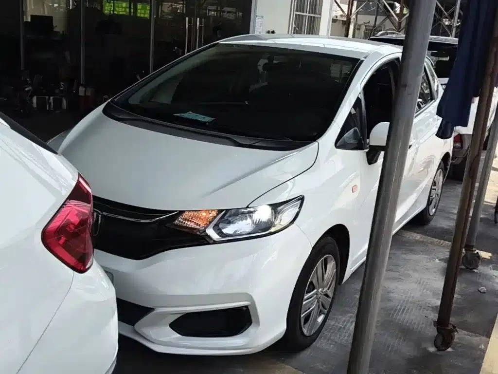 Honda Fit 2020 1.5L CVT Comfort Edition — миниатюра 2