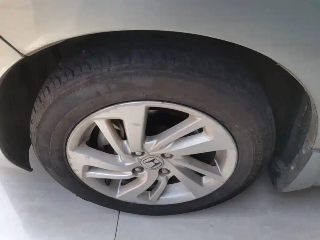 Honda Fit 2014 1.5L SE CVT Fashion Edition — миниатюра 23