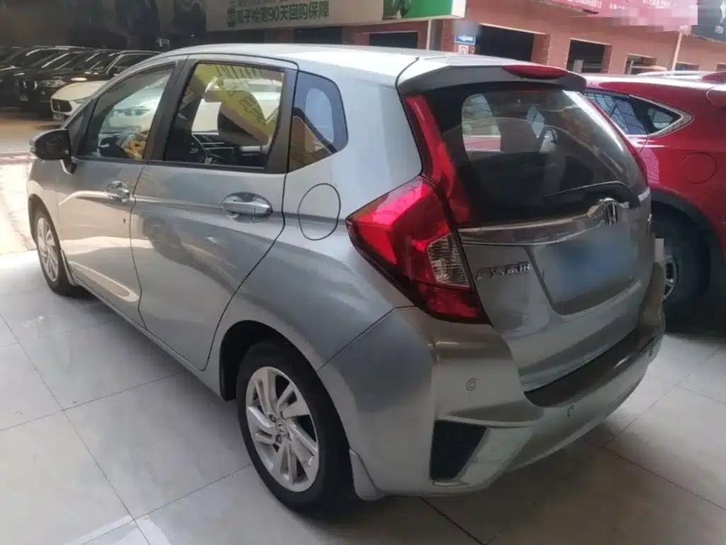 Honda Fit 2014 1.5L SE CVT Fashion Edition — миниатюра 5