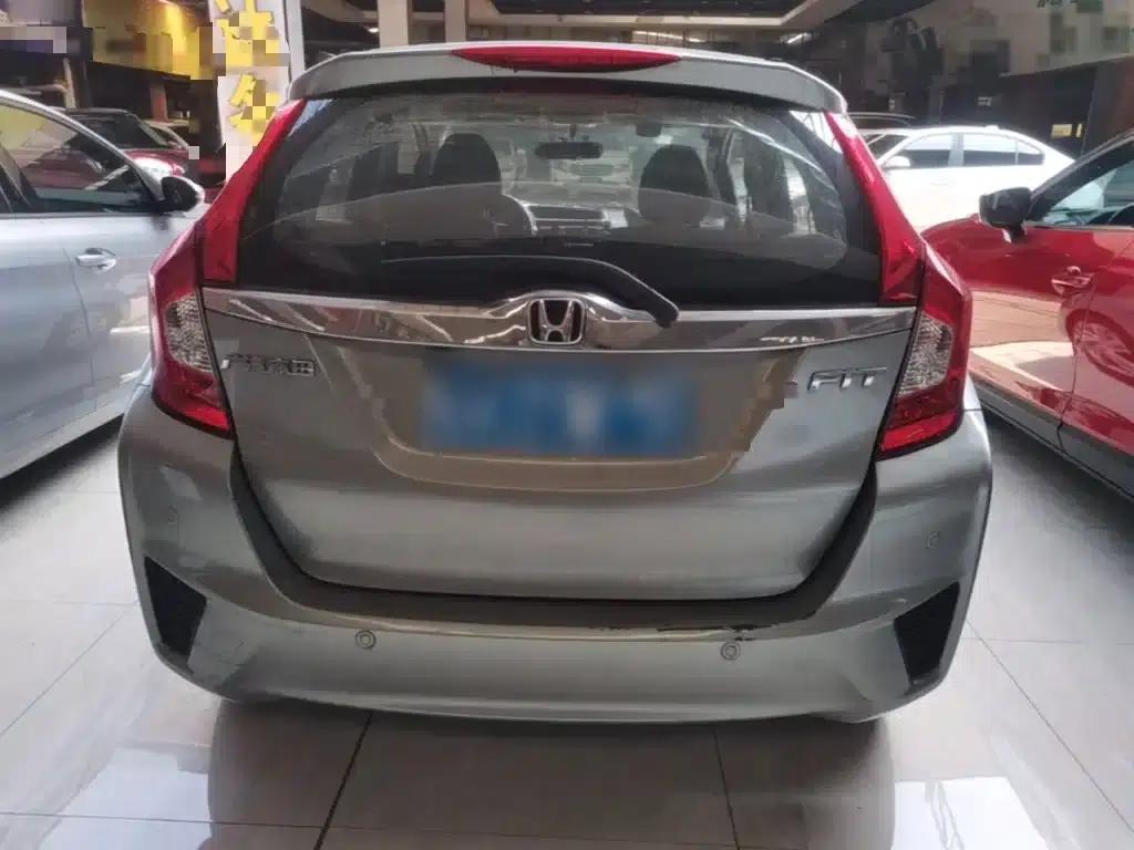 Honda Fit 2014 1.5L SE CVT Fashion Edition — миниатюра 6