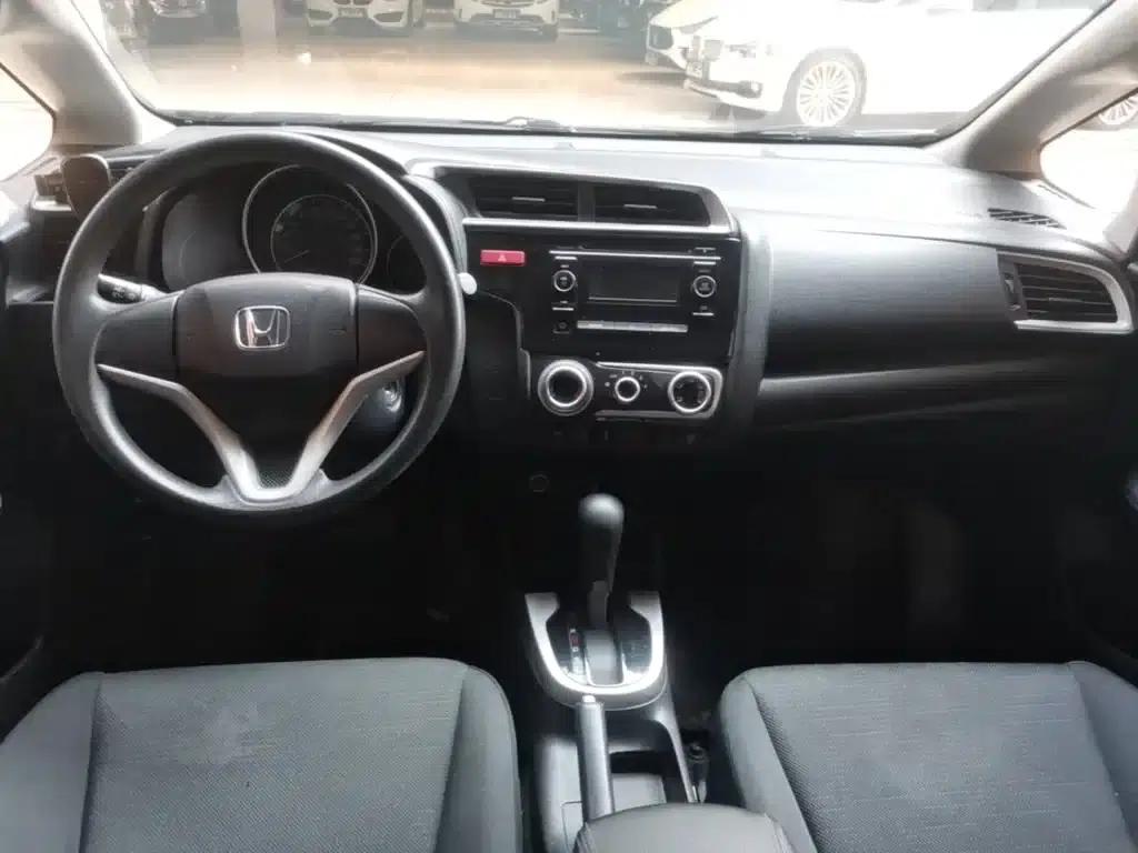 Honda Fit 2014 1.5L SE CVT Fashion Edition — миниатюра 10