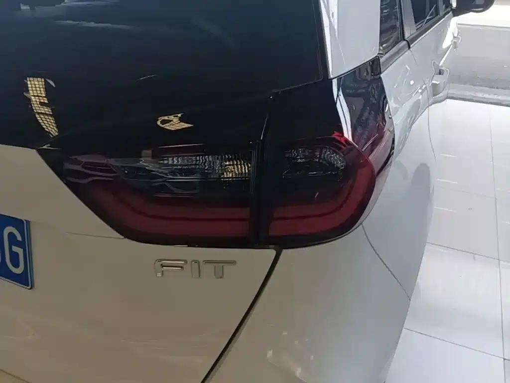 Honda Fit 2021 1.5L CVT Trend Edition — миниатюра 8