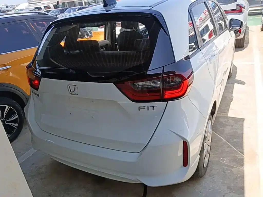 Honda Fit 2021 1.5L CVT Trend Edition — миниатюра 6