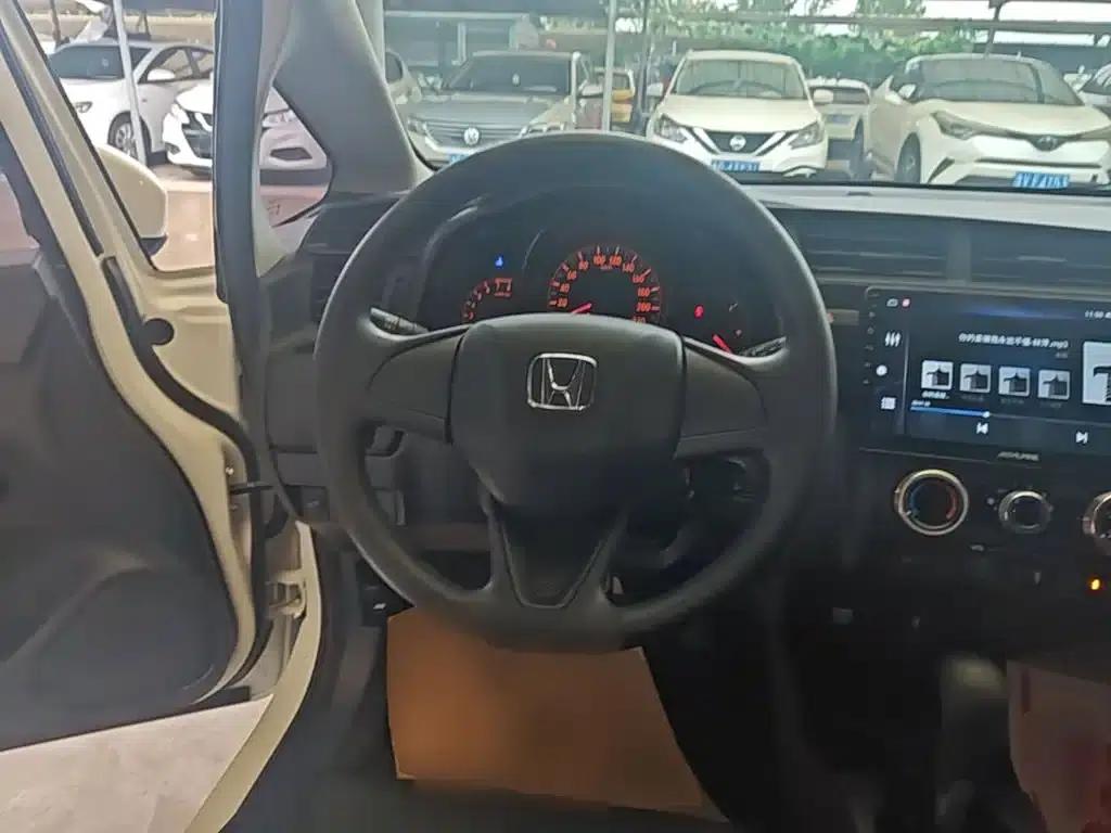 Honda Fit 2018 1.5L CVT Comfort Edition — миниатюра 11