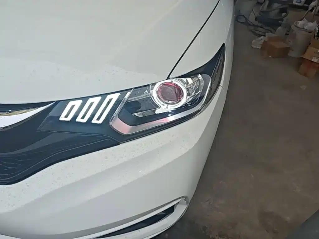 Honda Fit 2018 1.5L CVT Comfort Edition — миниатюра 24