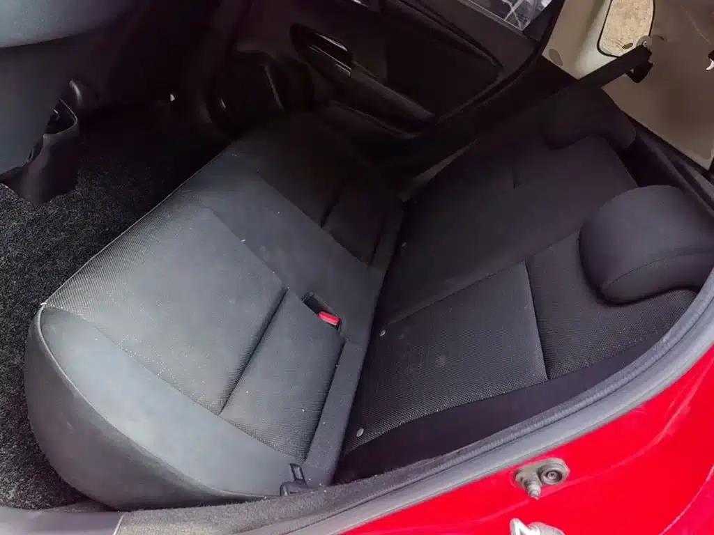 Honda Fit 2016 1.5L LXS CVT Comfort Sunroof Edition — миниатюра 17
