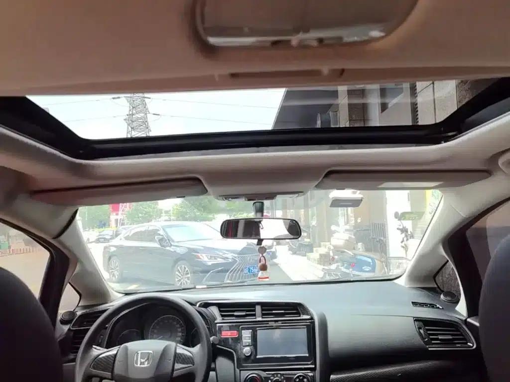 Honda Fit 2016 1.5L LXS CVT Comfort Sunroof Edition — миниатюра 18