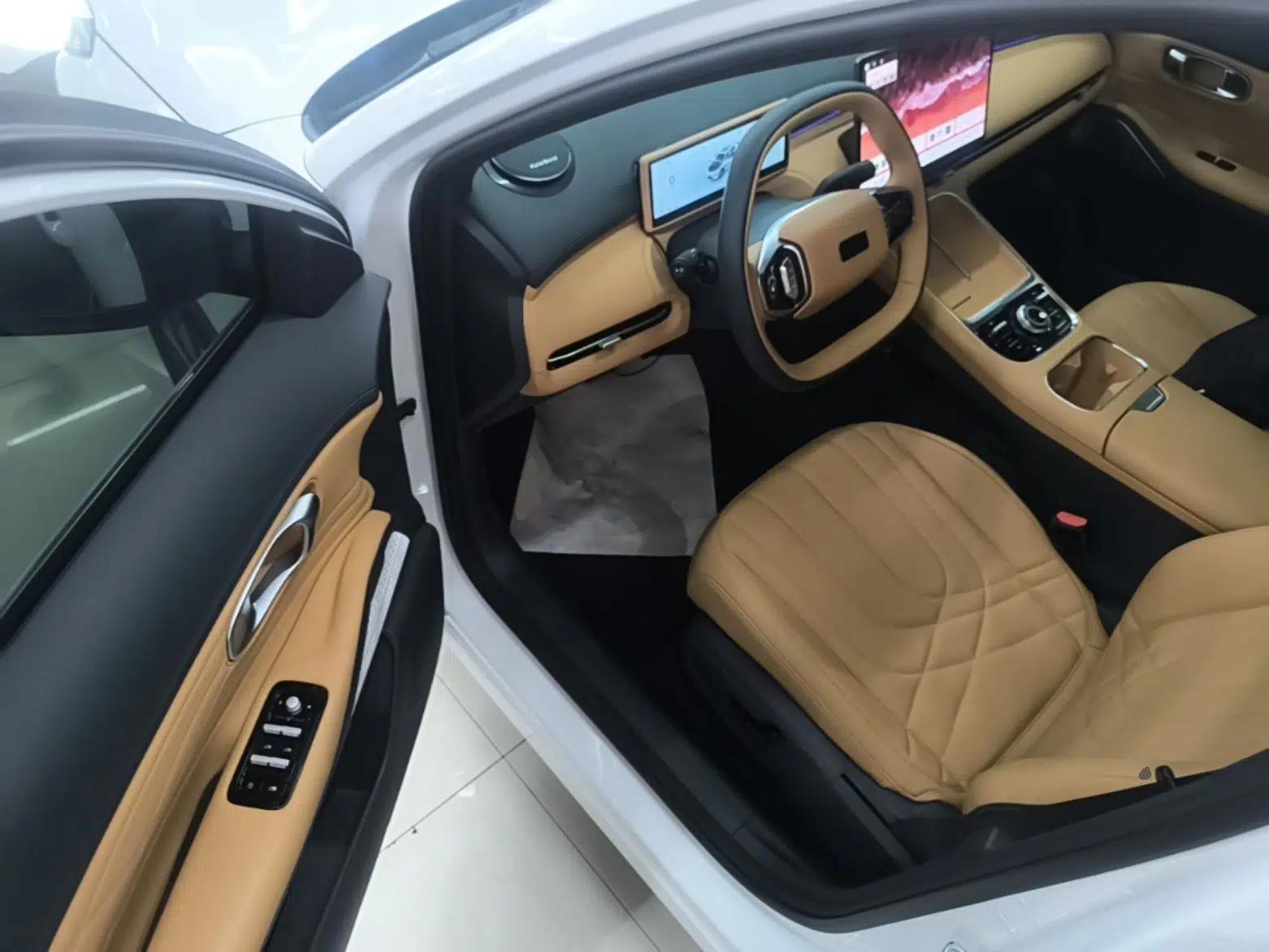 Geely Galaxy Xingjian 7 EM-i 2025 120km Exploration+ Version — миниатюра 18