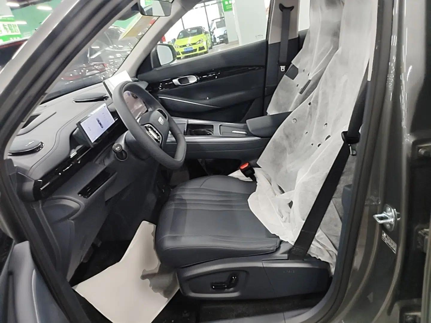 Geely Galaxy E5 2026 Model 530km Exploration Edition — миниатюра 17