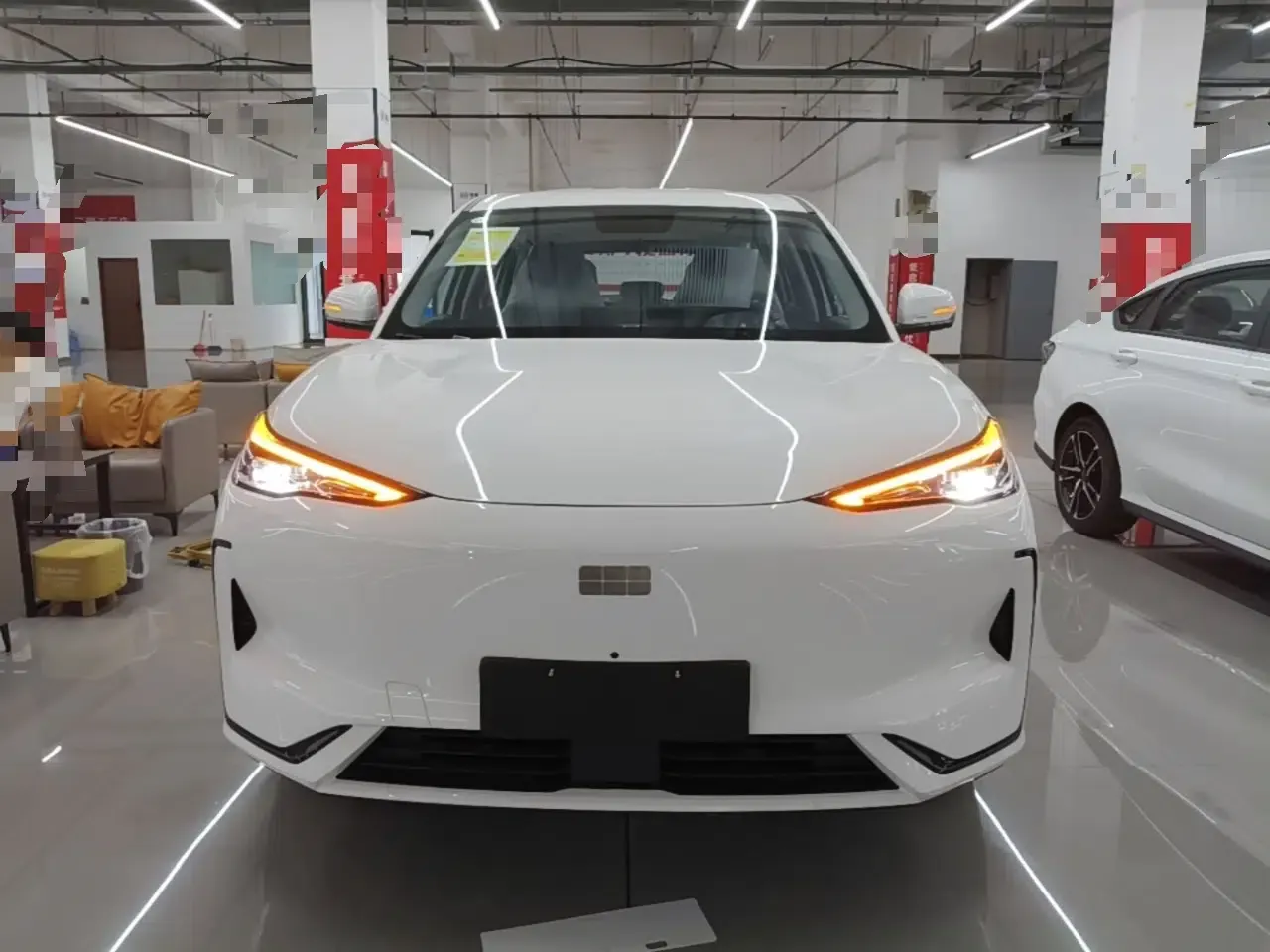 Geely Galaxy E5 2026 Model 530km Launch Edition — миниатюра 2