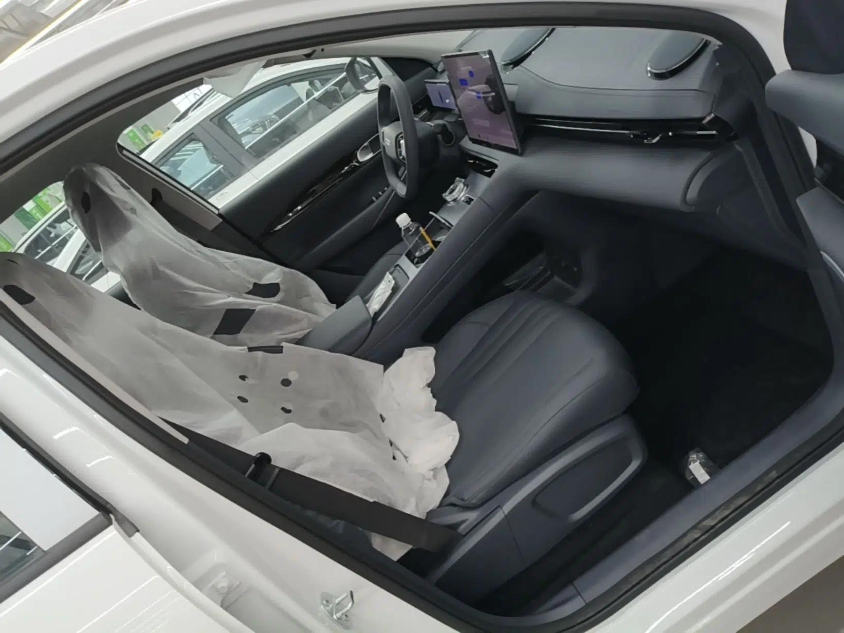 Geely Galaxy E5 2026 Model 530km Launch Edition — миниатюра 19