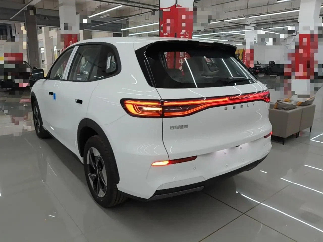 Geely Galaxy E5 2026 Model 530km Launch Edition — миниатюра 4